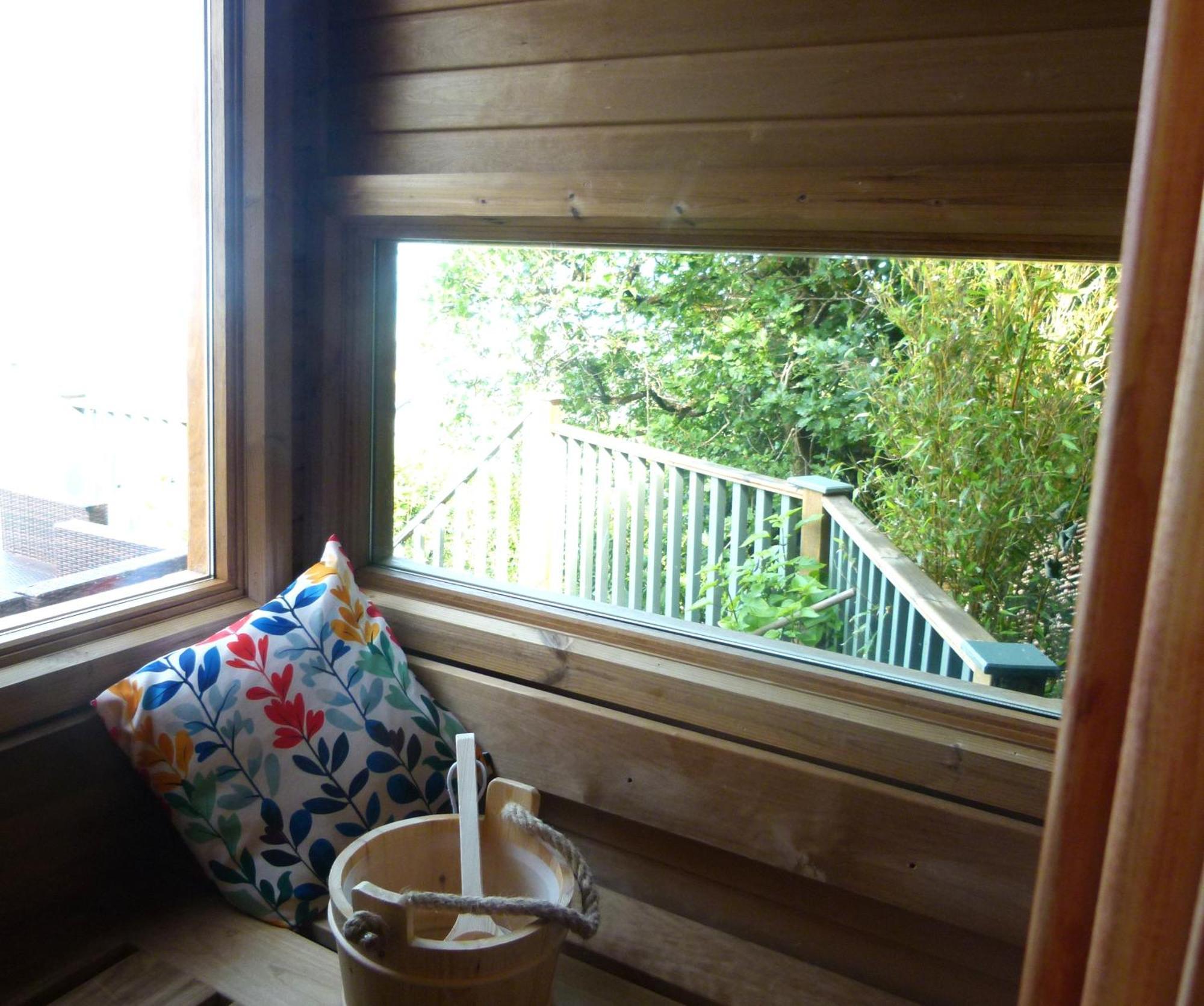 2-bedroom In Old Town With Sea Views